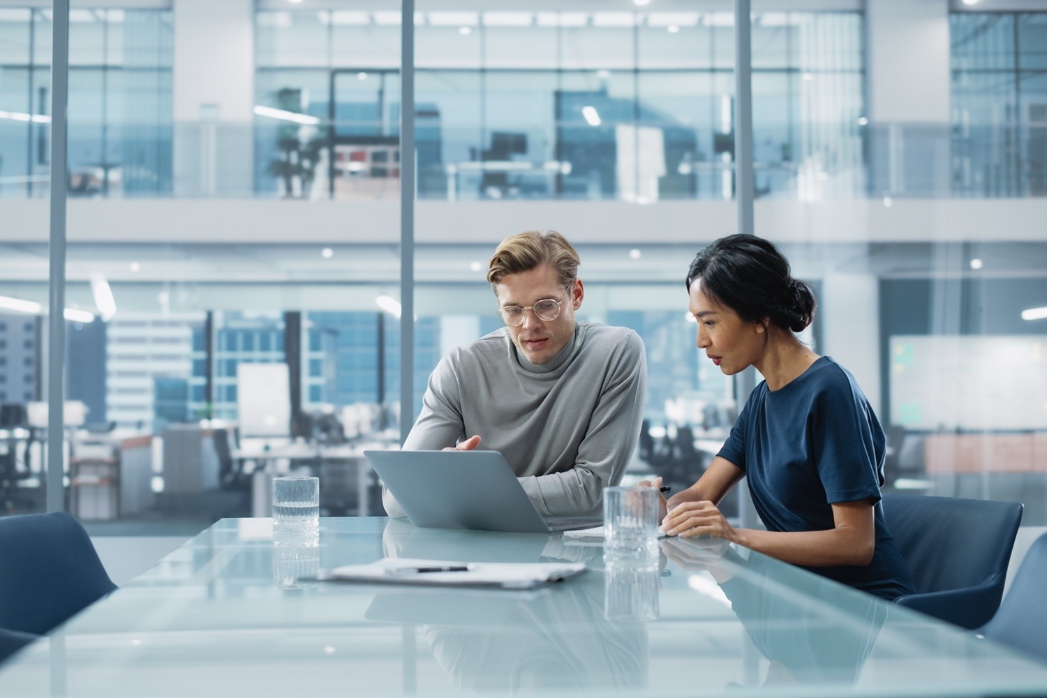Read more about the article How to Check a Worker’s Background Properly